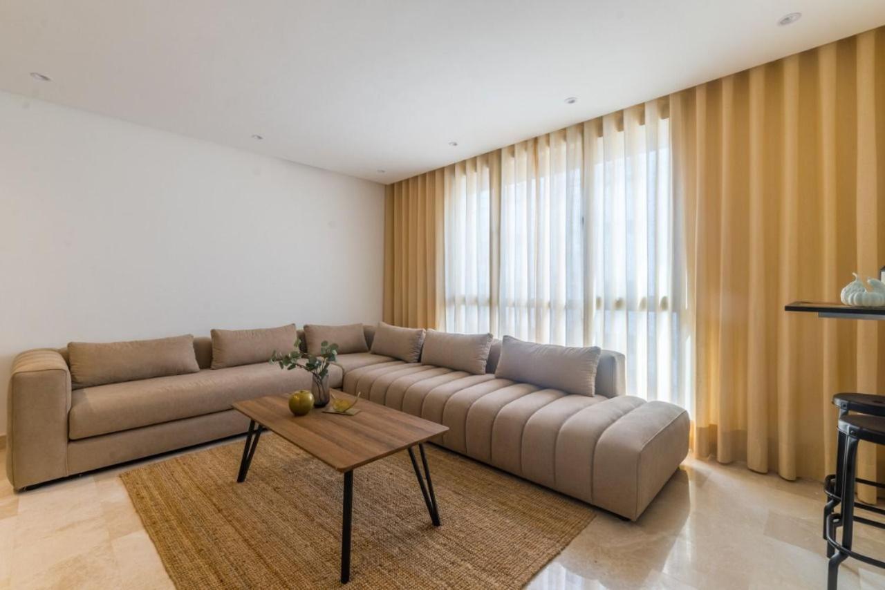 W Suites By Casacondo * Casa Blanca