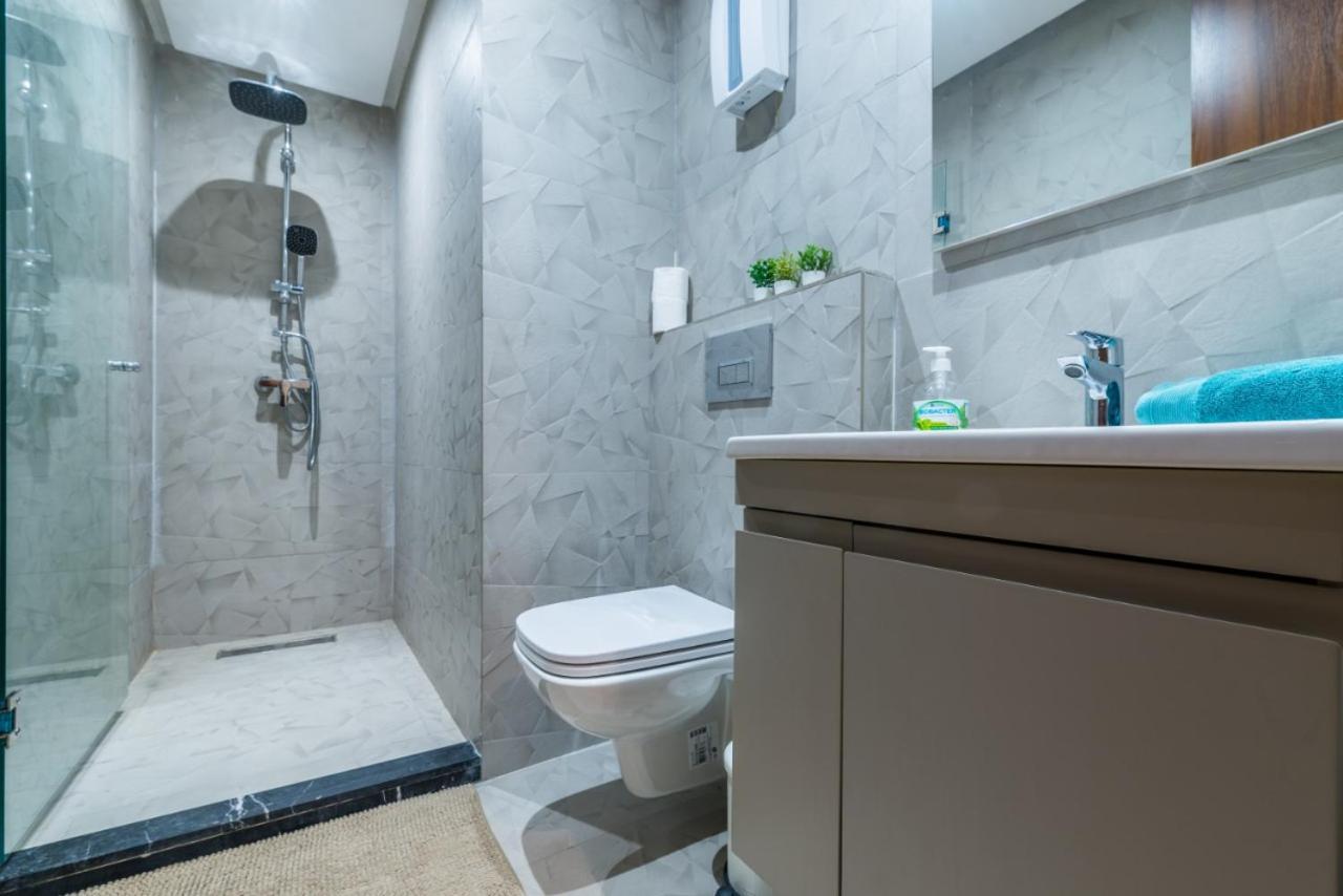 W Suites By Casacondo * Casa Blanca